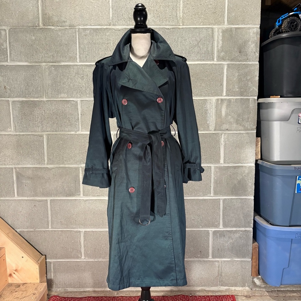 Oliver B trench coat. - Picture 2 of 13